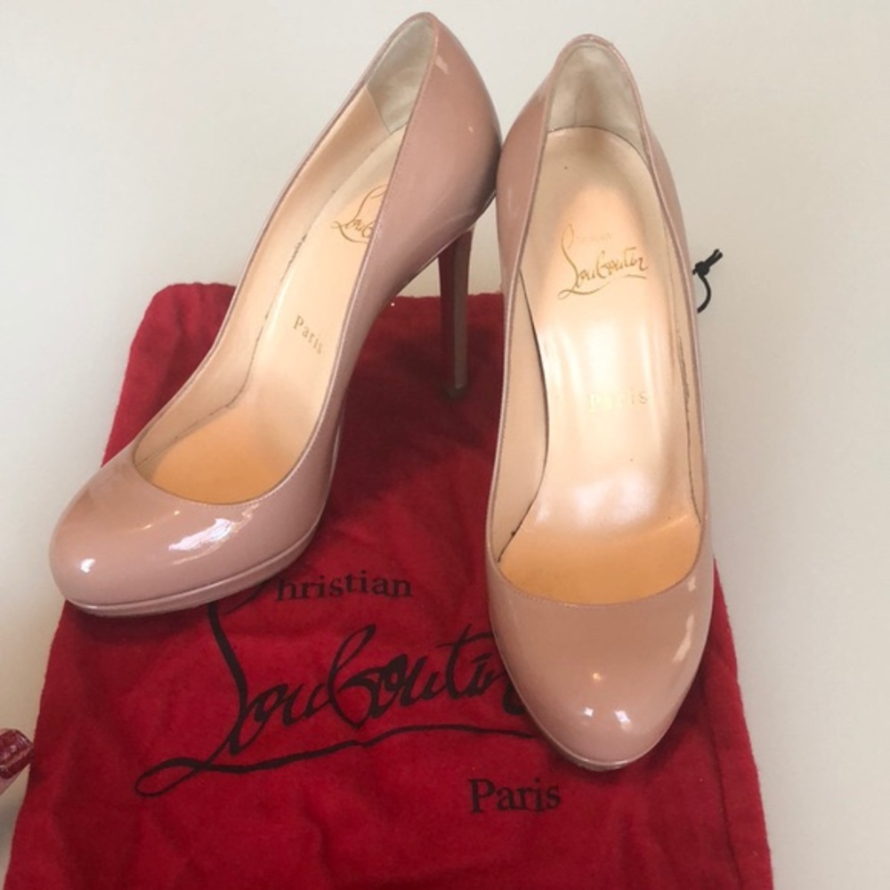 Christian Louboutin nude round toe size 8